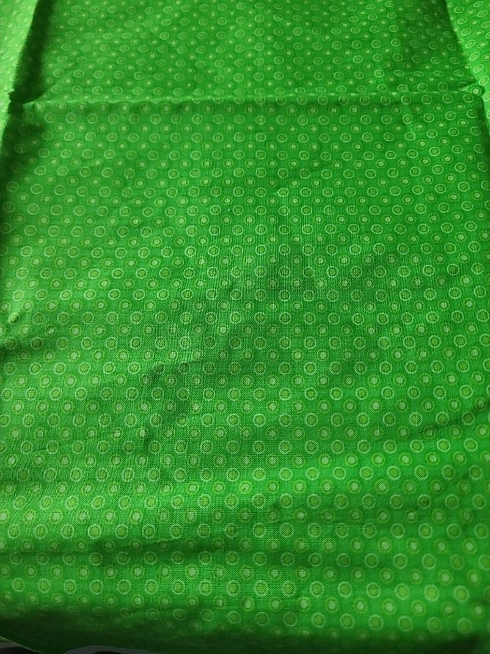 NEW Keepsake Calico Quilt Fabric  1.75 yards Cotton Fabric Green Circle Dot